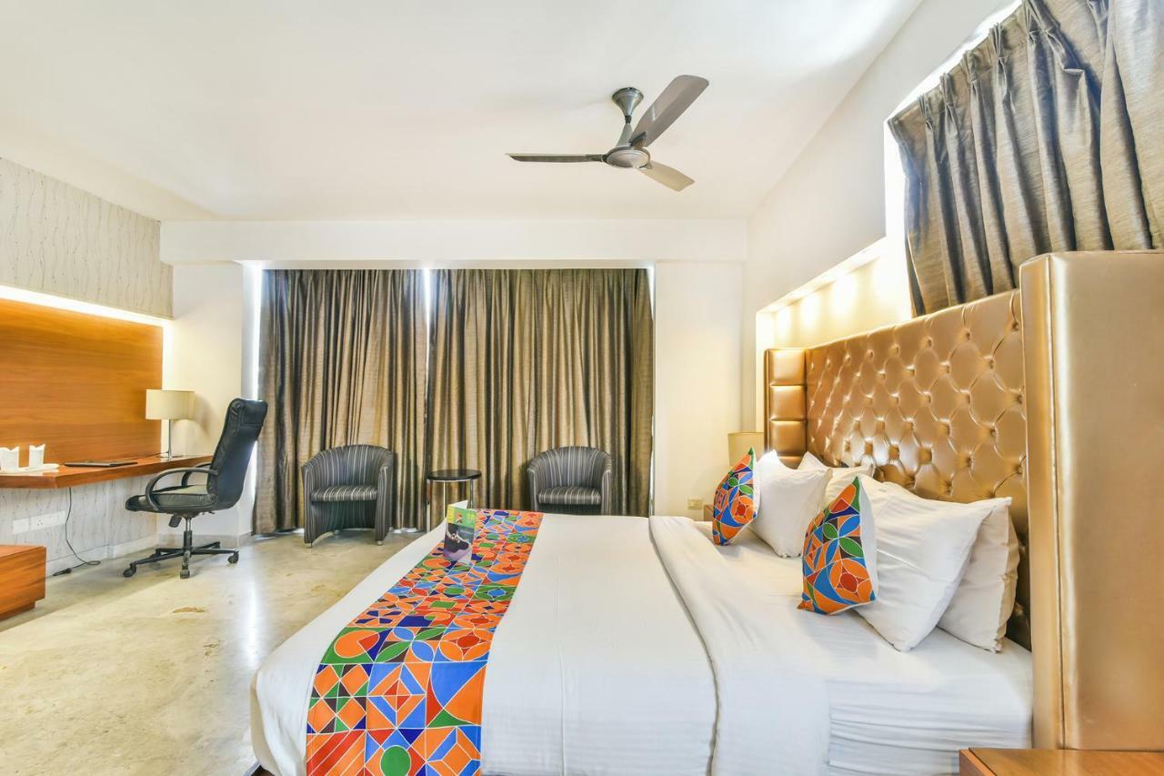 Fabhotel Prime Sage Нью-Дели Экстерьер фото